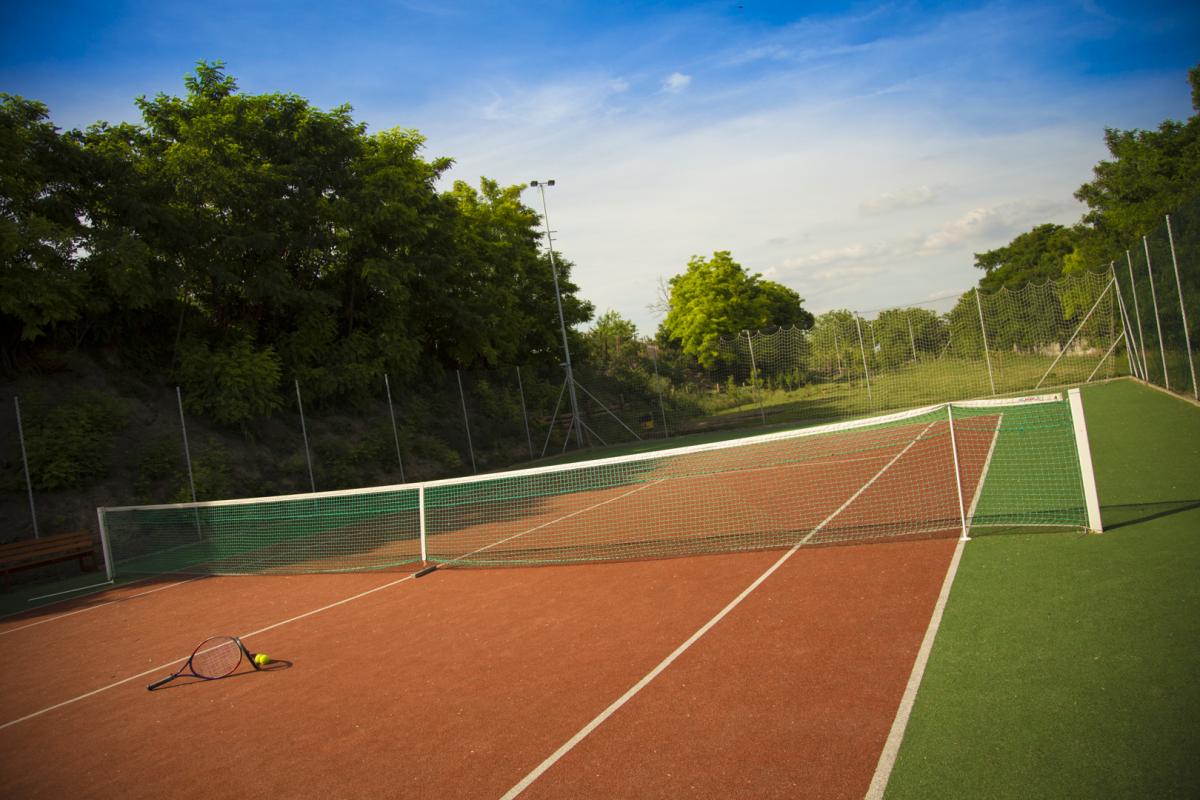 Tennis court